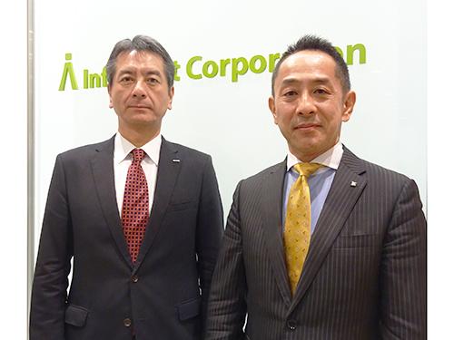 ＧＭＯペイメントゲートウェイの吉岡優常務執行役員（写真左）とインフォマートの中島健常務取締役